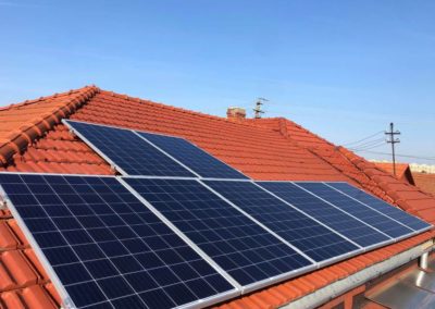 Sistem fotovoltaic off-grid, la cheie, 2.5kw – Arad